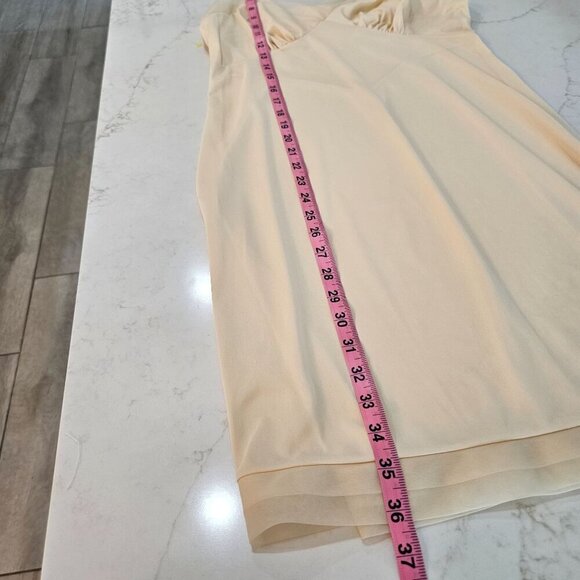 Vintage Vanity Fair Nylon Slip Dress 34 S Beige Made In USA - Picture 7 of 7
